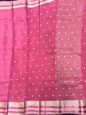 Semi Chiffon Saree – Lightweight, Flowing Fabric