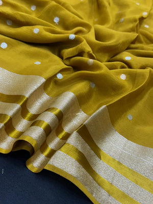 Semi Chiffon Saree – Lightweight, Flowing Fabric