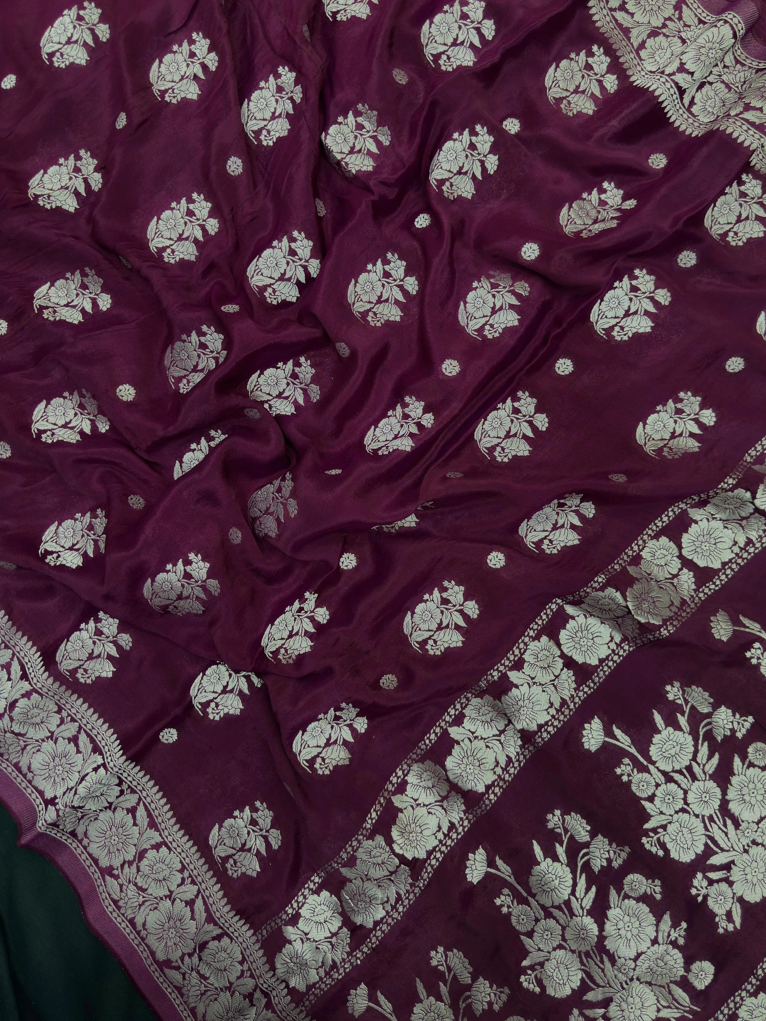 Stylish Viscose Silk Saree with Modern Touch (Visaya Aahita Silk)