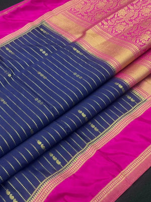 Stunning chex woven pattern