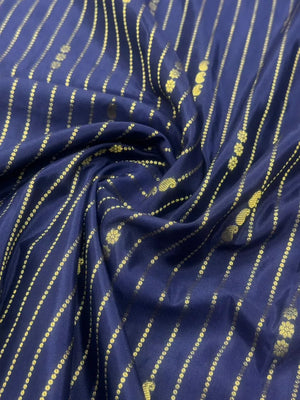 Stunning chex woven pattern