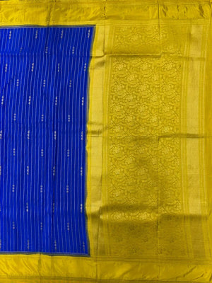 Stunning chex woven pattern