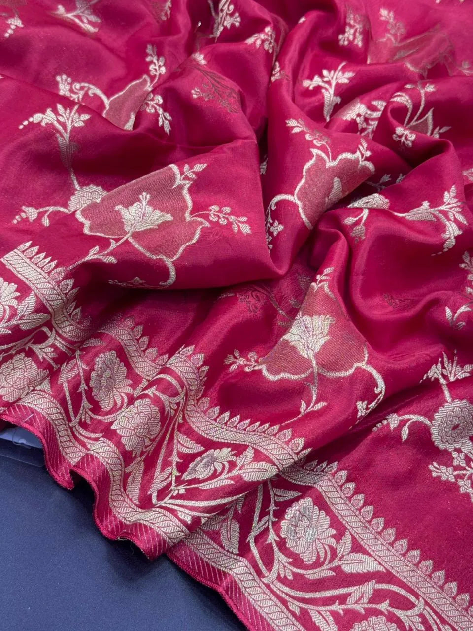 Beautiful Viscose Silk Saree for Wedding & Functions 