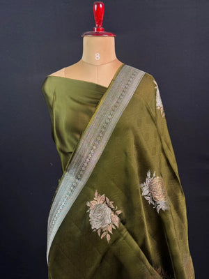 Soft Banarasi Gen Fold Silk Self Saree