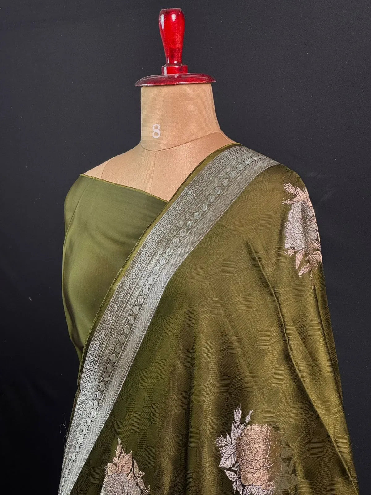 Soft Banarasi Gen Fold Silk Self Saree