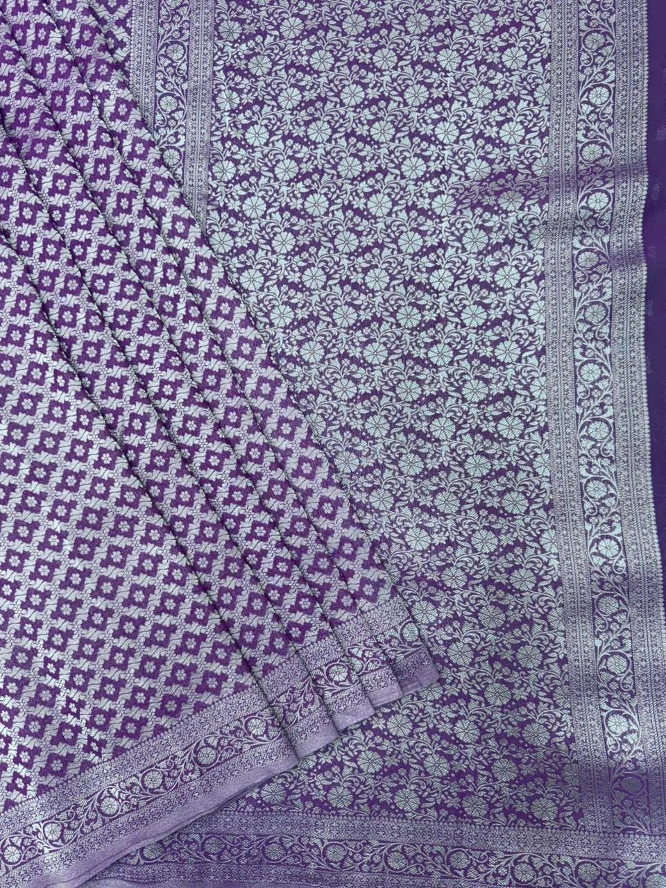 Wonderla-Fancy Zari Weaving Georgette Saree 