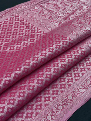 Wonderla-Fancy Zari Weaving Georgette Saree 