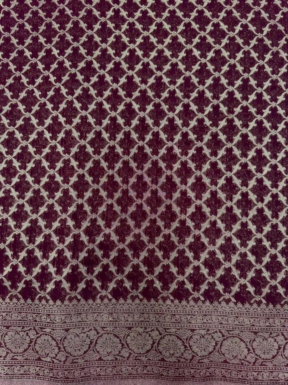 Handwoven Georgette Buta Saree