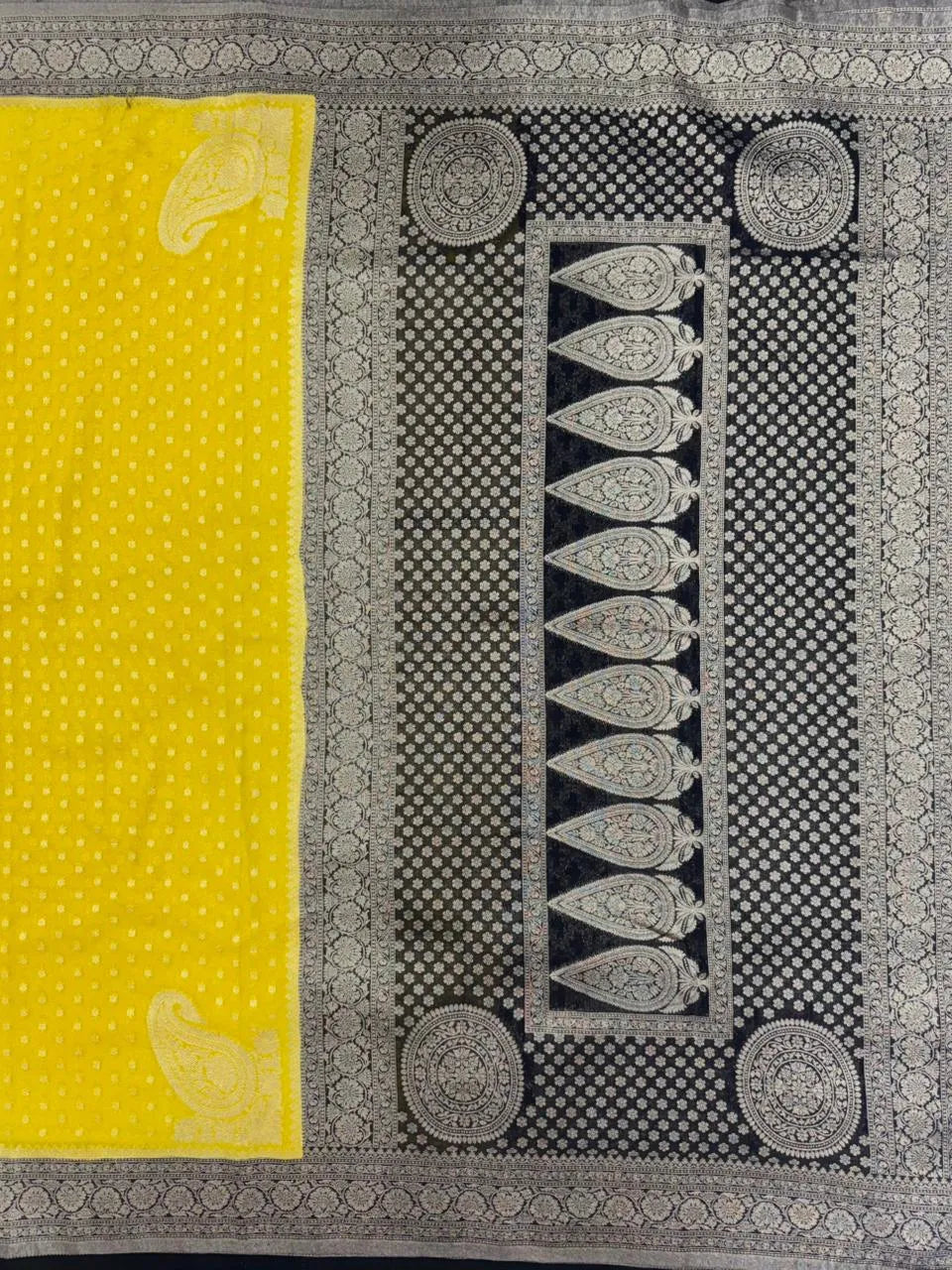 Handwoven Georgette Buta Saree