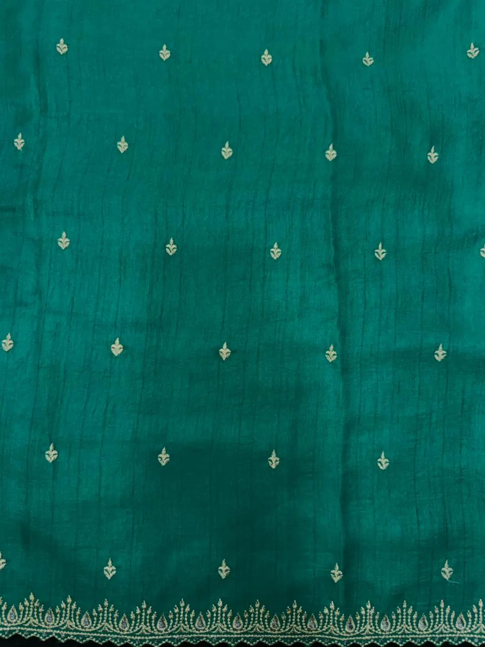 Classic Raw Silk Saree with Lustrous Finish-Zoya Crape 