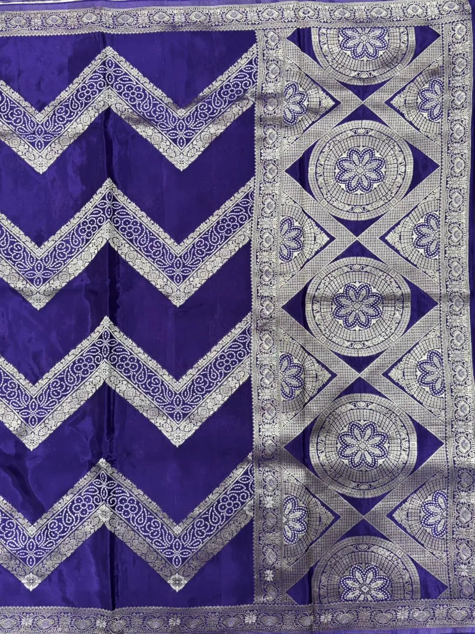Traditional Mashru Silk Saree with Modern Appeal (Zyra Print) 