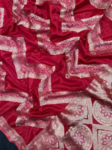 Traditional Mashru Silk Saree with Modern Appeal (Zyra Print) 
