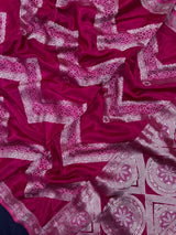 Traditional Mashru Silk Saree with Modern Appeal (Zyra Print) 